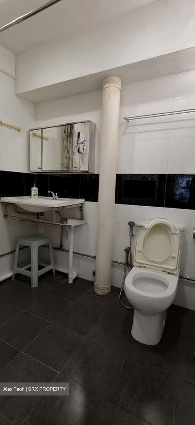 Blk 724 Clementi West Street 2 (Clementi), HDB 5 Rooms #573932211